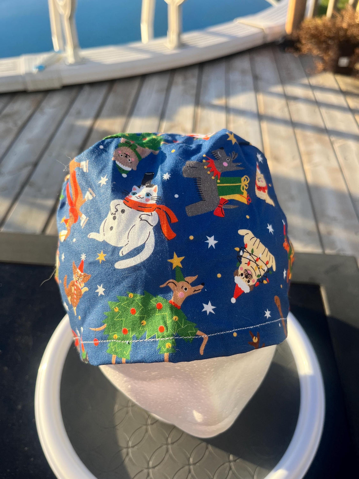 Christmas Winter Pets Cat and Dog Print Tie Back Cotton Scrub Cap