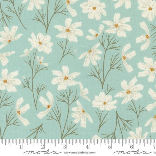 Blue Daisy Floral Ponytail Scrub Cap: Euro Bouffant Style